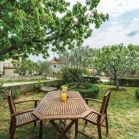 Apartment Magdalena Maslenica